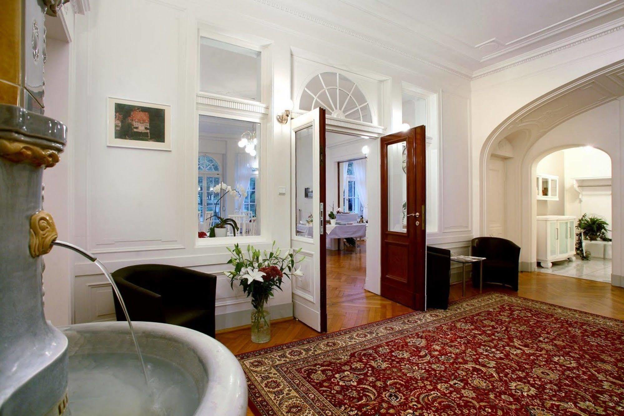 Aparthotel Villa Freisleben เดรสเดน ภายนอก รูปภาพ