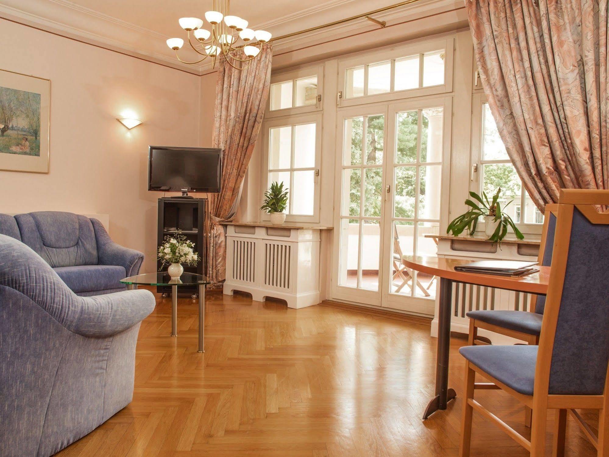 Aparthotel Villa Freisleben เดรสเดน ภายนอก รูปภาพ