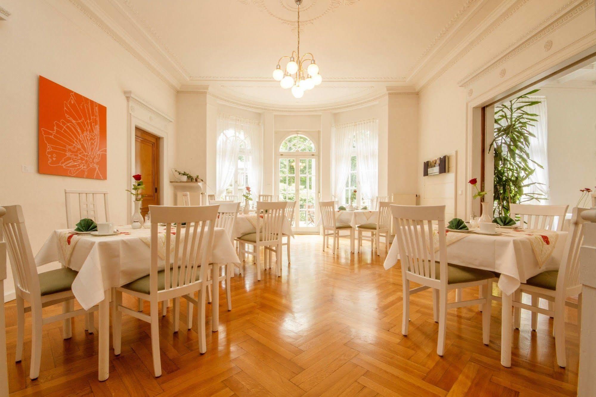 Aparthotel Villa Freisleben เดรสเดน ภายนอก รูปภาพ